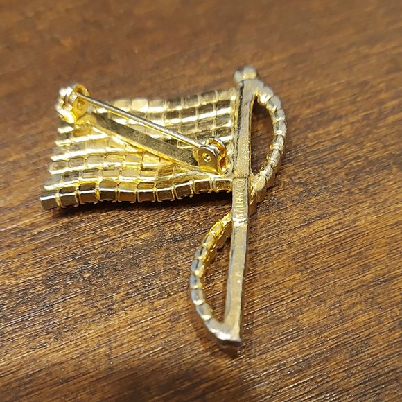 Vintage Rafaelian American Flag Brooch - Picture 6 of 6